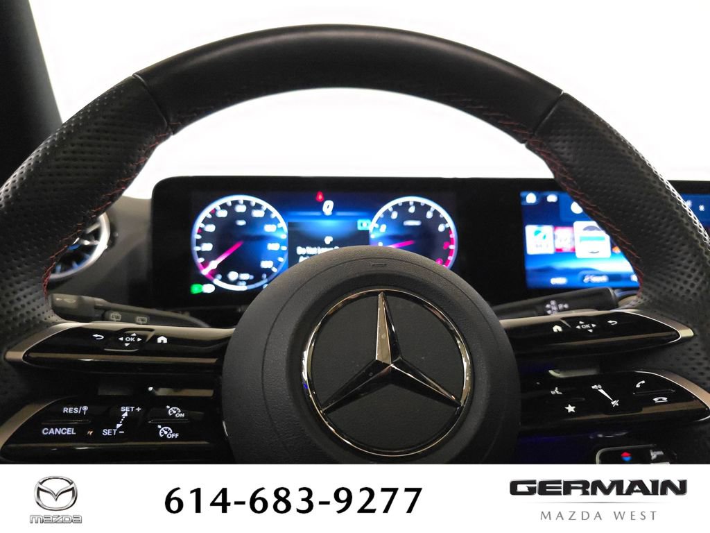 Used 2025 Mercedes-Benz GLA 250 4MATIC image 22
