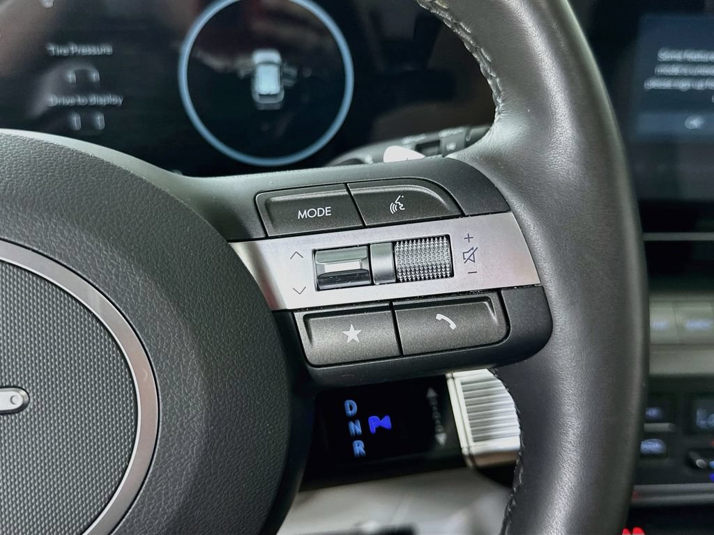 Used 2026 Hyundai Kona Limited FWD image 23