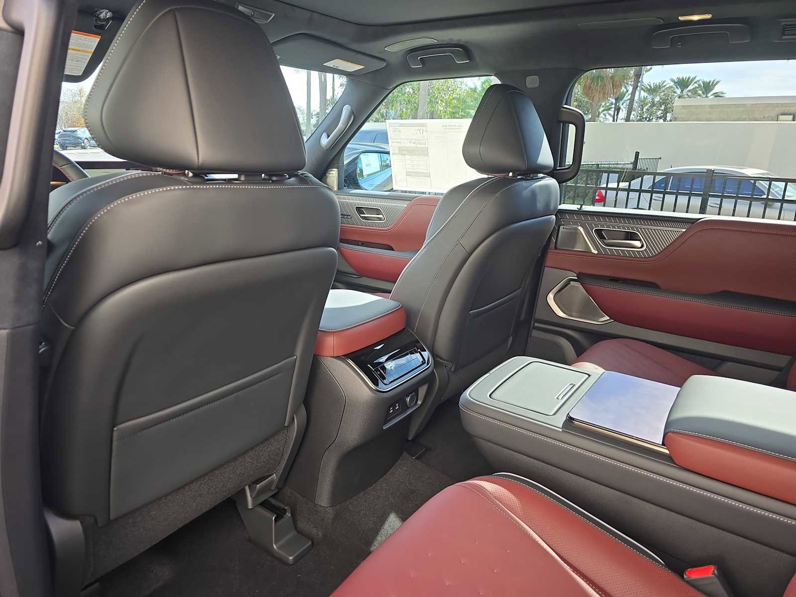 New 2026 INFINITI QX80 Autograph w/ Premium Cargo Package image 14