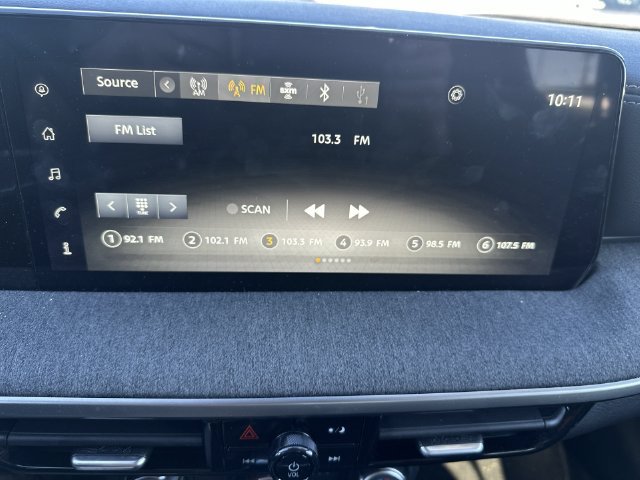 Used 2025 Nissan Kicks SV FWD image 14