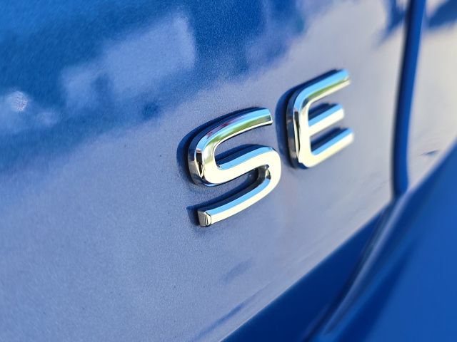 Used 2023 Volkswagen Jetta SE FWD image 9