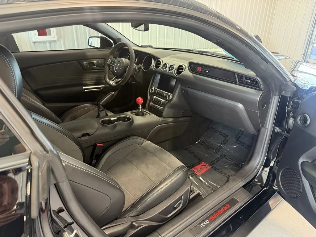Used 2019 Ford Mustang Shelby GT350 w/ Technology Package RWD image 16