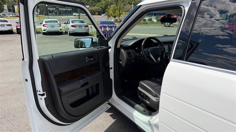 Used 2019 Ford Flex Limited AWD/4WD image 20