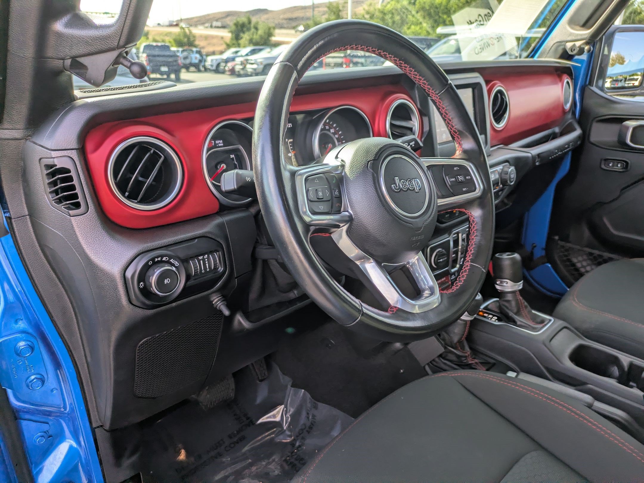 Used 2021 Jeep Wrangler Unlimited Rubicon AWD/4WD image 14