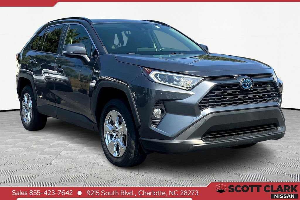 Used 2021 Toyota RAV4 XLE w/ Convenience Package