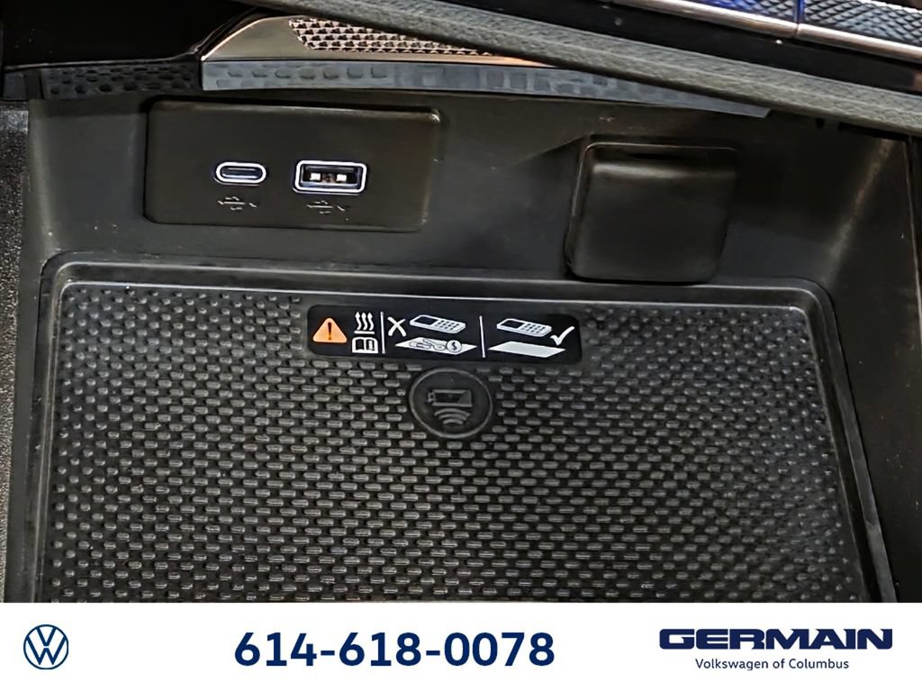 Used 2025 Buick Envision Avenir AWD/4WD image 35