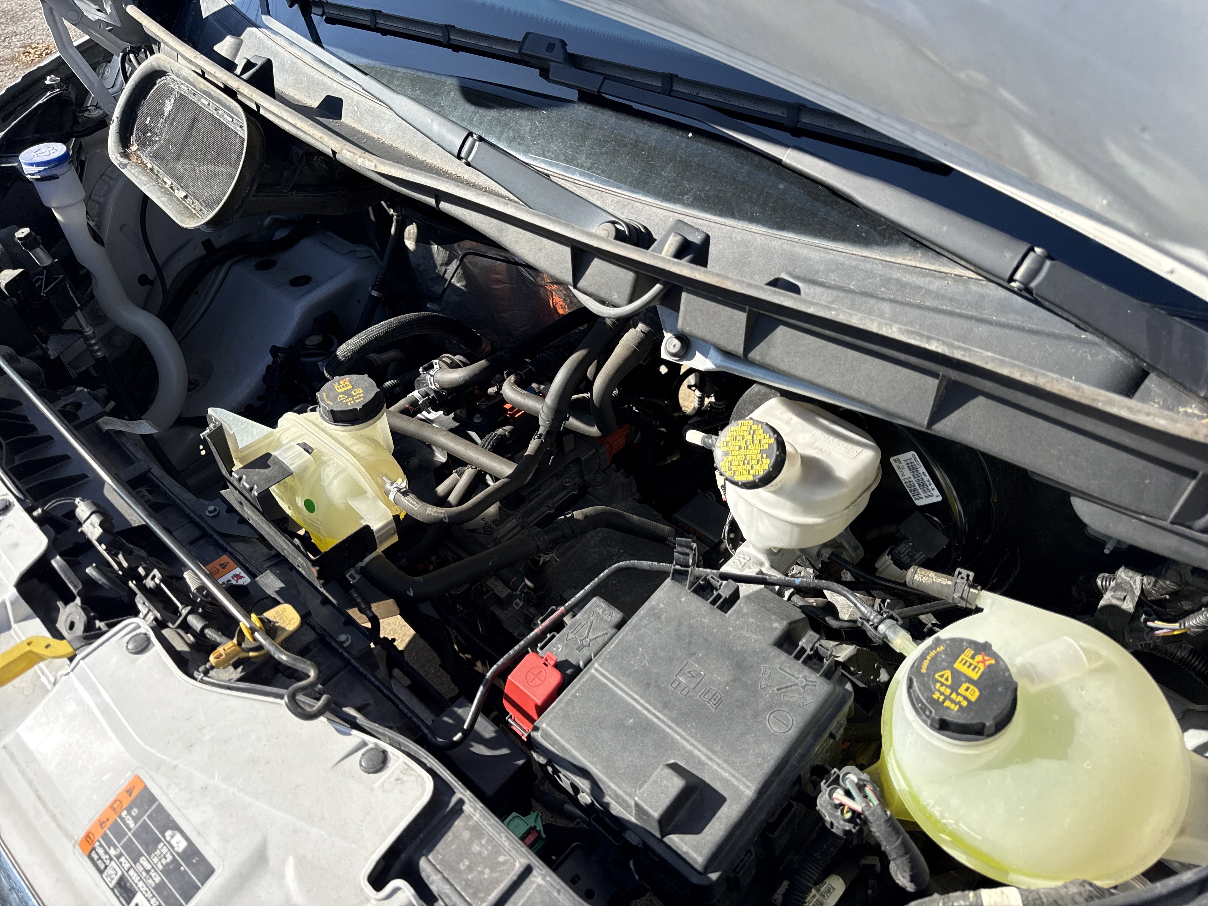 Used 2022 Ford E-Transit 148 High Roof Extended image 41