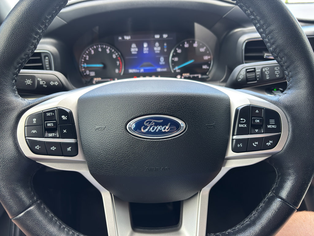 Used 2021 Ford Explorer XLT w/ Equipment Group 202A image 20