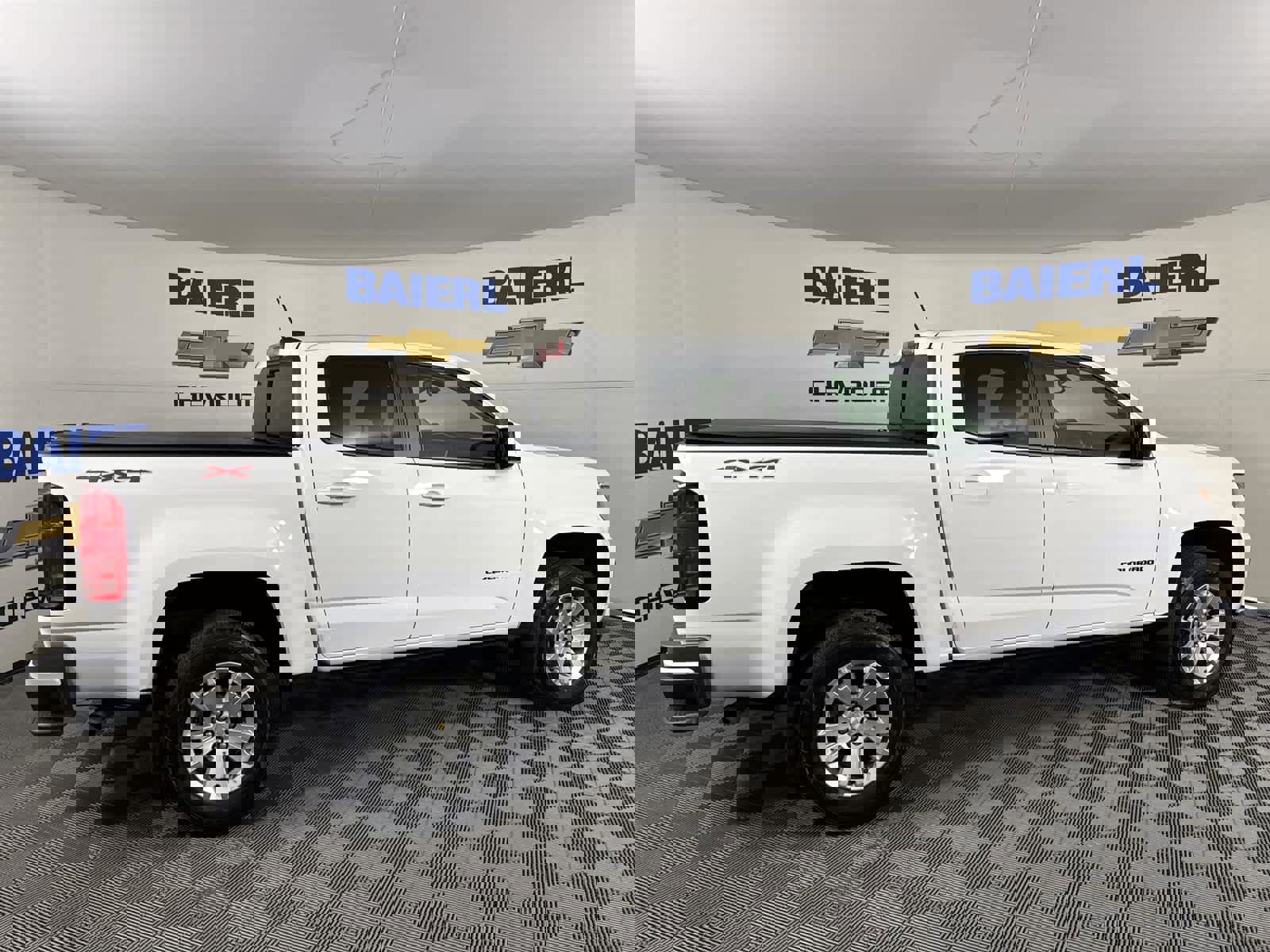 Used 2022 Chevrolet Colorado LT w/ LT Convenience Package image 6