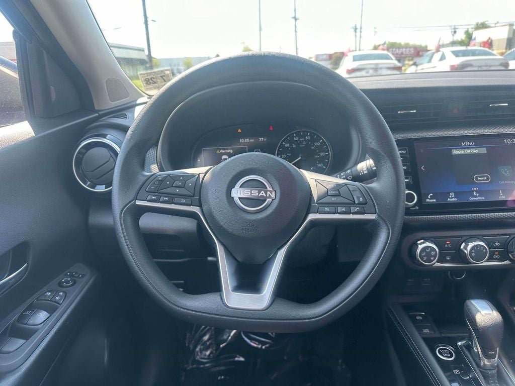 Used 2023 Nissan Kicks SV FWD image 13