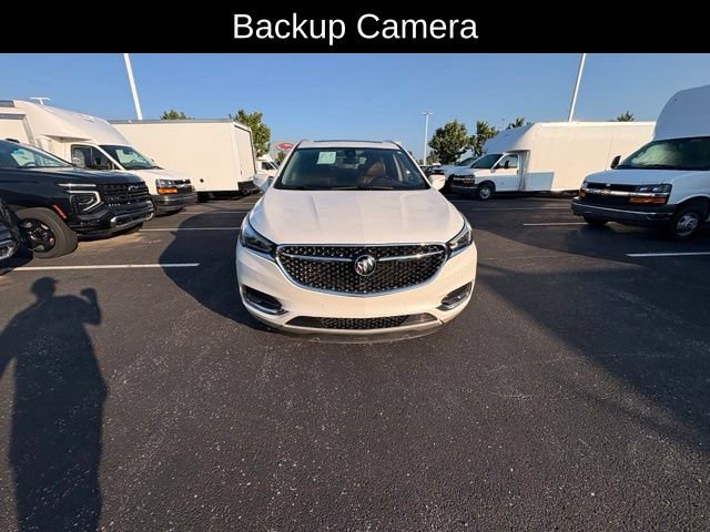 Used 2019 Buick Enclave Avenir w/ Avenir Technology Package AWD/4WD image 2