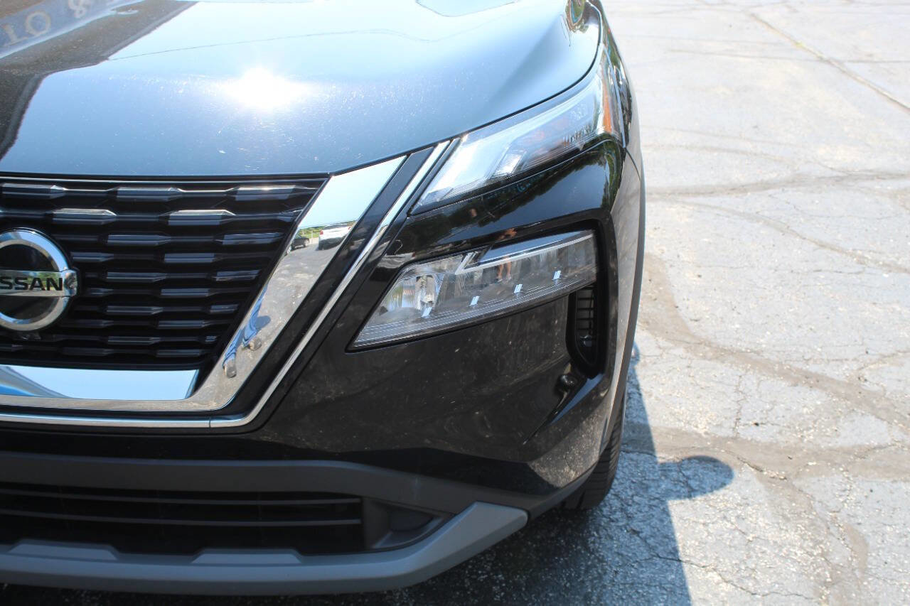 Used 2021 Nissan Rogue SV image 6