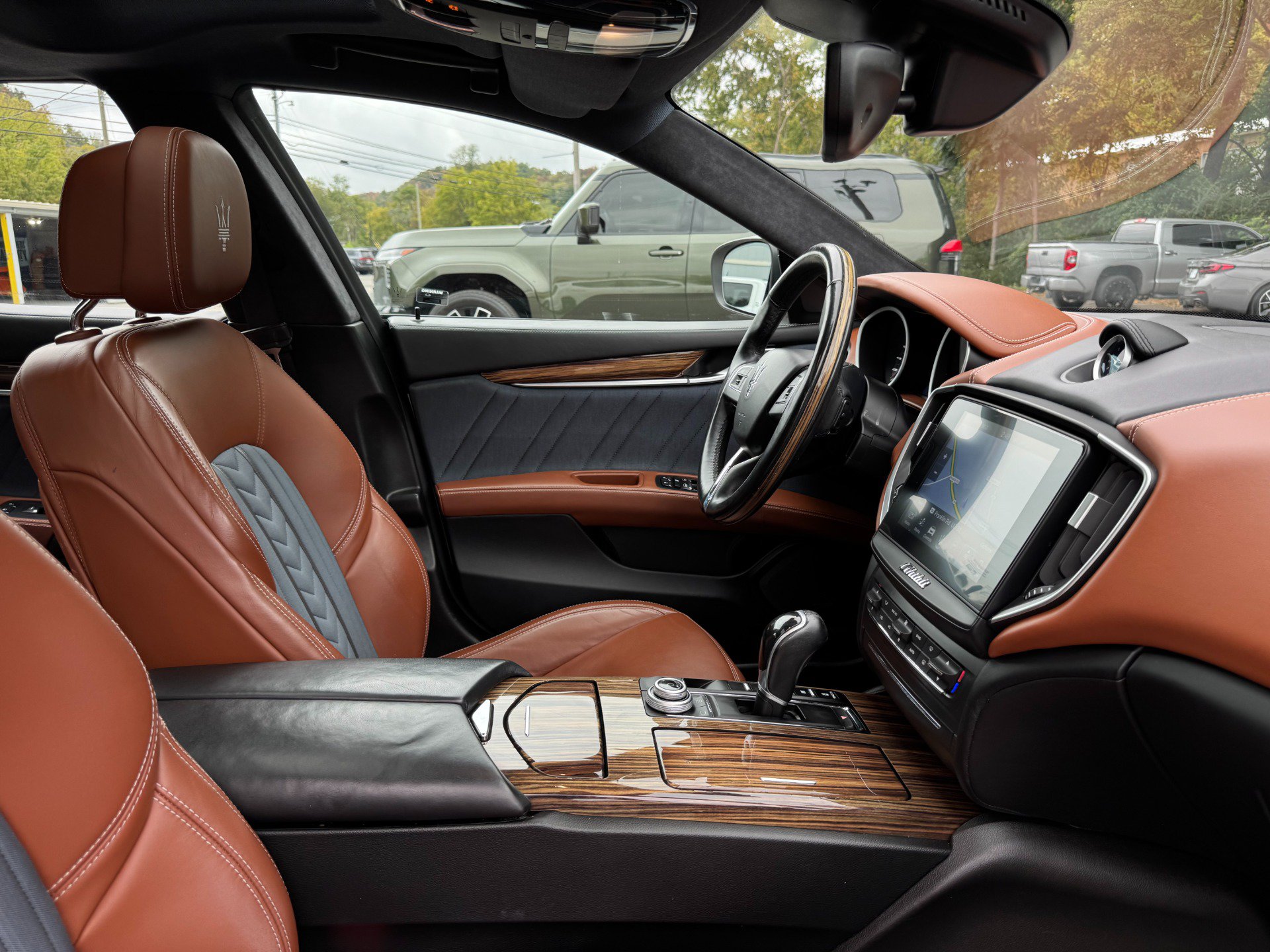 Used 2018 Maserati Ghibli S GranLusso AWD/4WD image 35