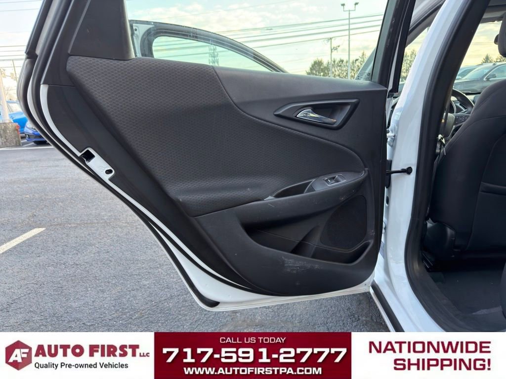 Used 2022 Chevrolet Malibu LT FWD image 11
