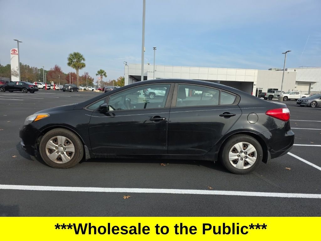 Used 2016 Kia Forte LX image 3