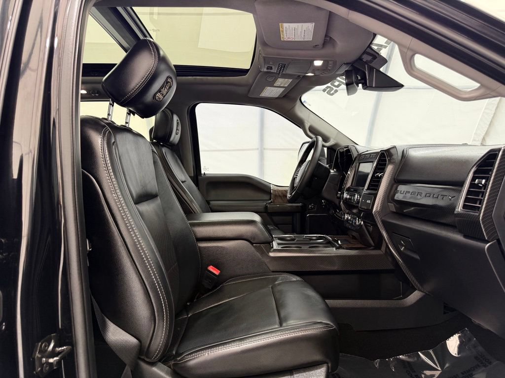 Used 2019 Ford F250 Lariat w/ Lariat Ultimate Package AWD/4WD image 21