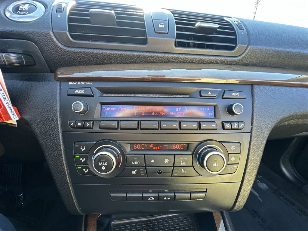 Used 2012 BMW 128i Convertible image 27