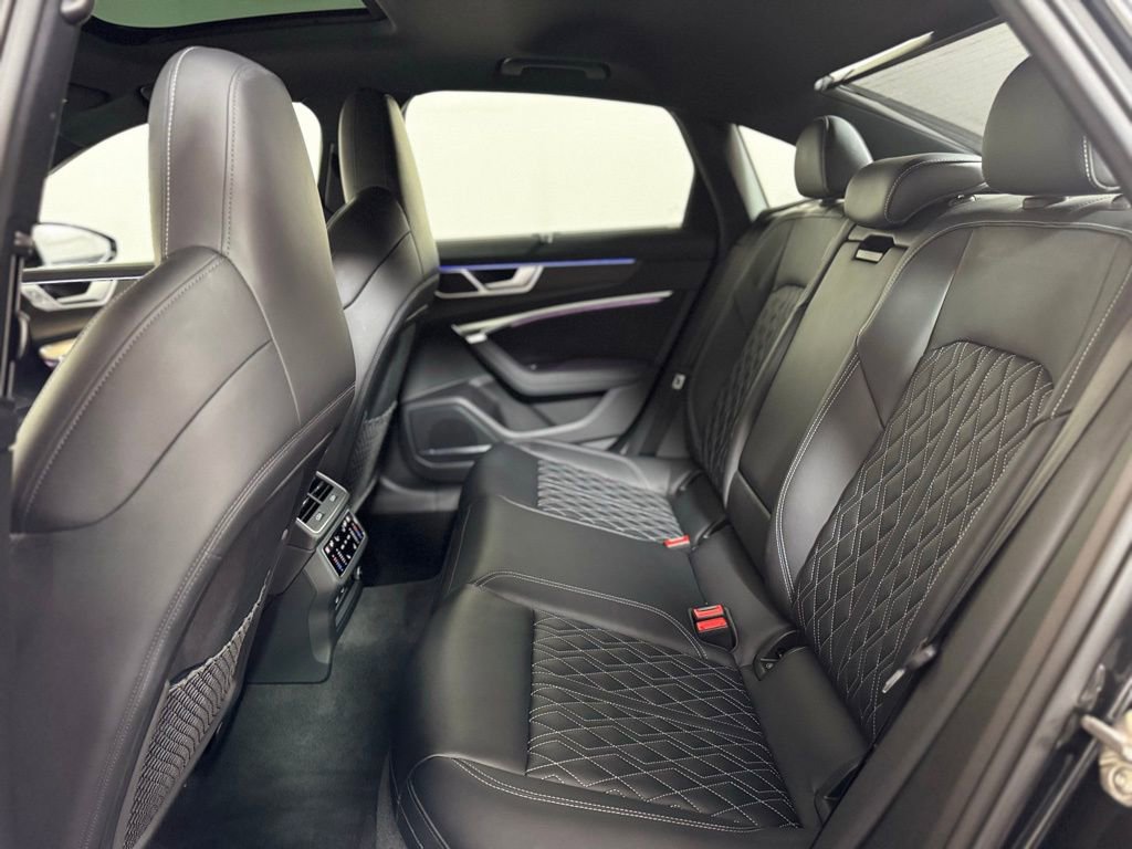 Used 2021 Audi S6 Prestige w/ Prestige Package image 24