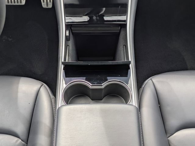 Used 2020 Tesla Model Y Long Range image 22