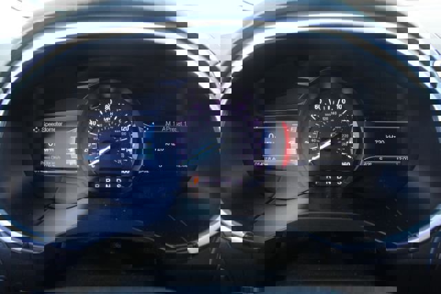 Used 2018 Ford Edge Titanium w/ Equipment Group 301A image 17