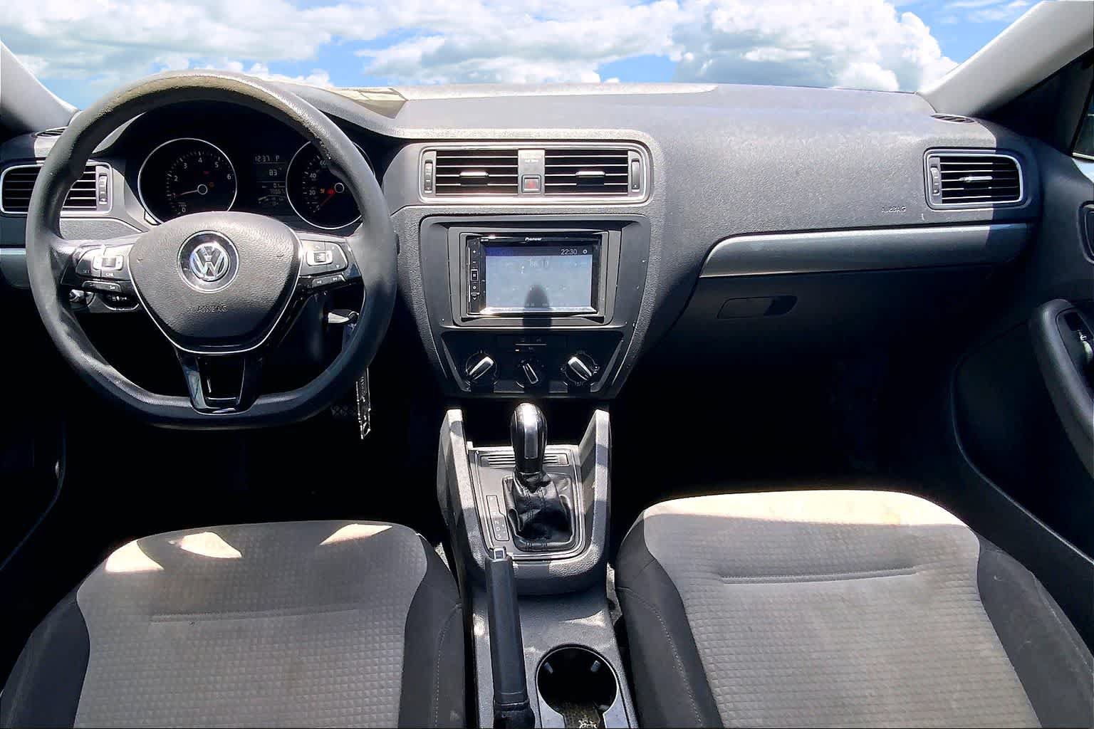 Used 2017 Volkswagen Jetta S FWD image 10