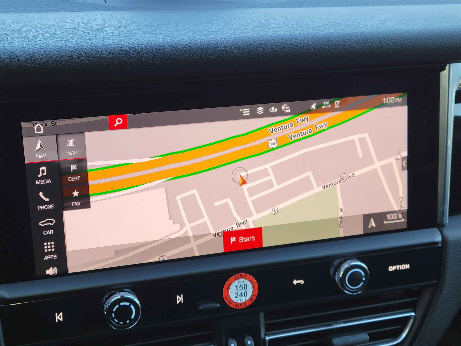 Certified 2025 Porsche Macan image 19