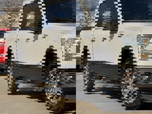 Used 2015 Ford F150 Lariat image 3