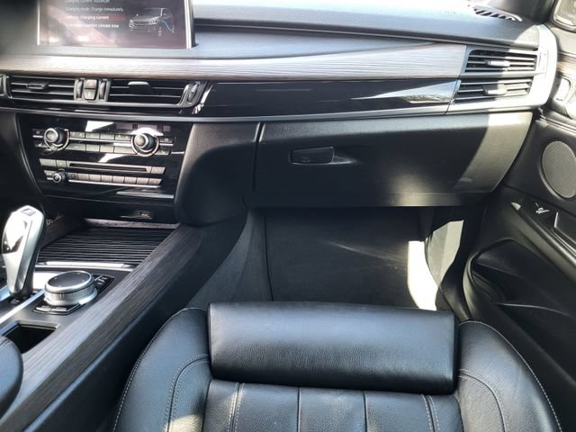 Used 2018 BMW X5 xDrive40e AWD/4WD image 28