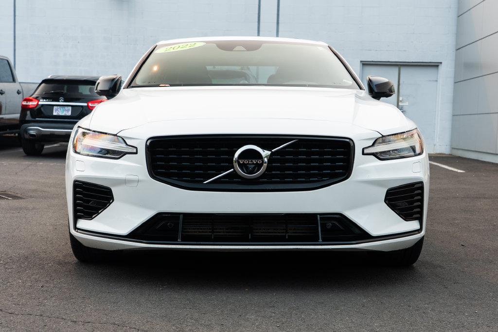 Used 2022 Volvo S60 T8 R-Design w/ Advanced Package AWD/4WD image 2