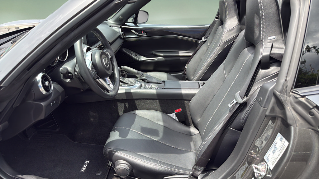Certified 2023 MAZDA MX-5 Miata Grand Touring RWD image 11