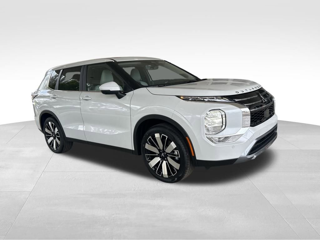 New 2026 Mitsubishi Outlander SE video 2