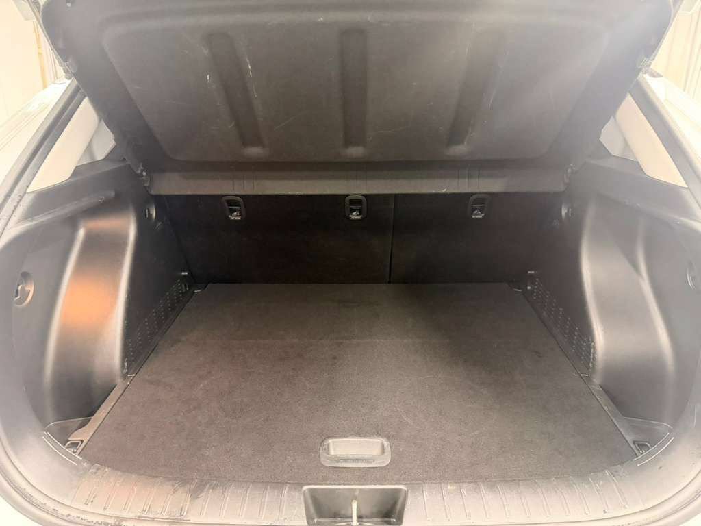 Used 2024 Hyundai Kona SEL FWD image 10