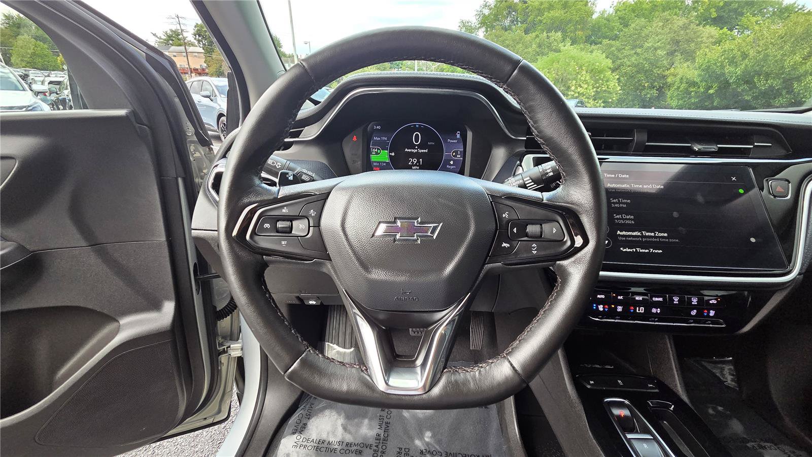 Used 2023 Chevrolet Bolt EUV Premier FWD image 18