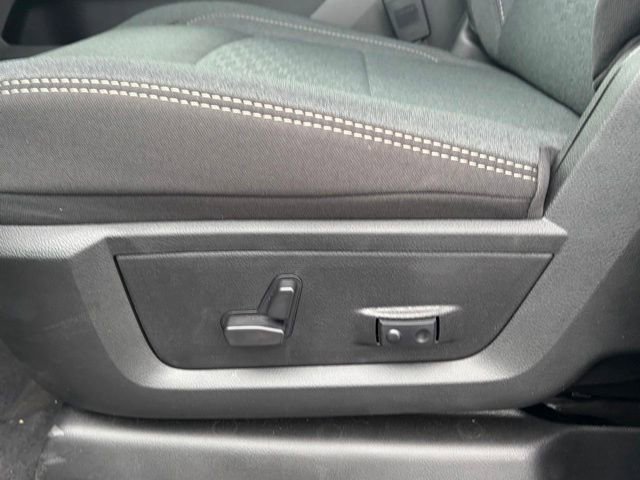 New 2026 RAM 2500 Big Horn AWD/4WD image 16