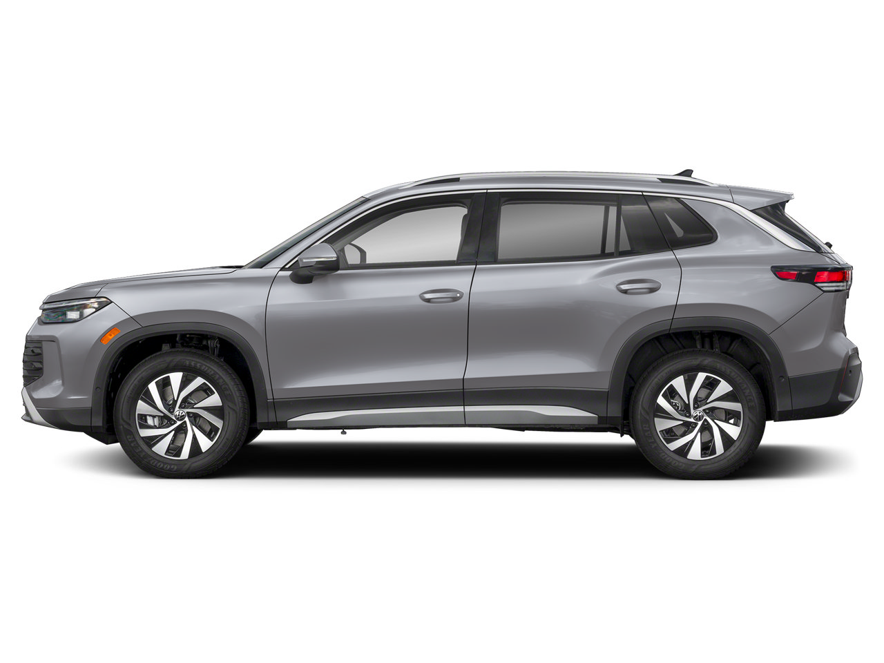 New 2026 Volkswagen Tiguan S AWD/4WD image 3