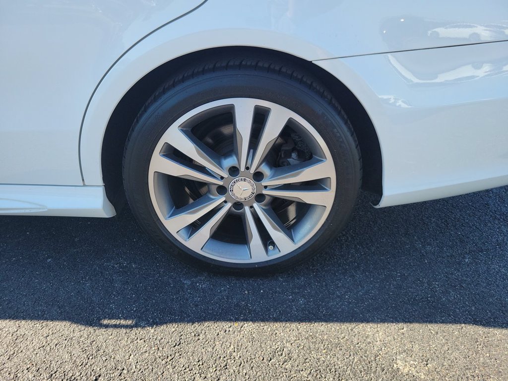 Used 2016 Mercedes-Benz E 350 Sedan image 33