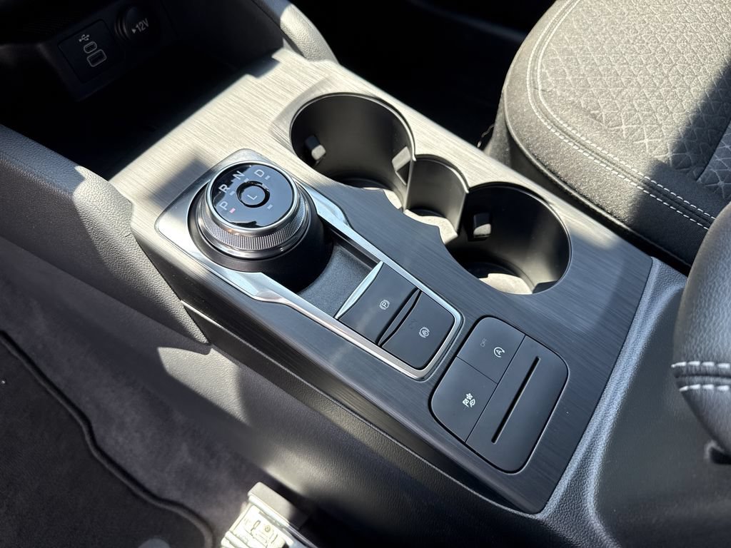 Used 2026 Ford Escape Active w/ Cold Weather Package FWD image 30