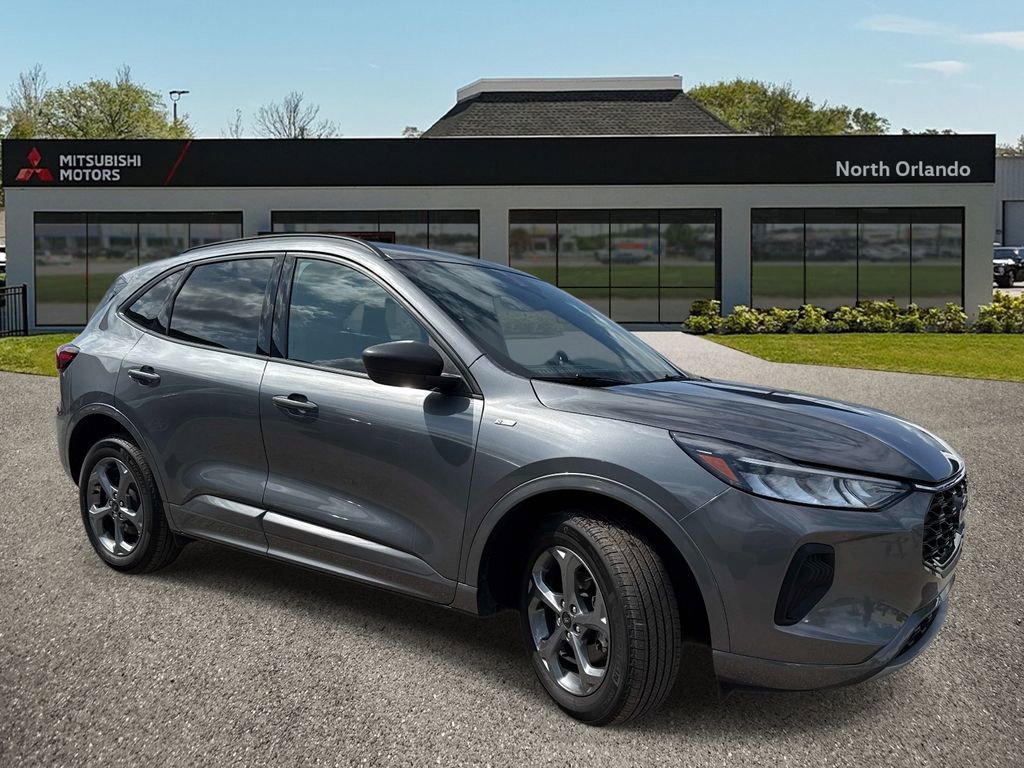 Used 2023 Ford Escape ST-Line w/ Tech Pack #1 image 7