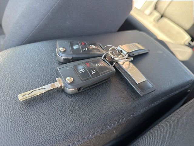 Used 2021 Volkswagen Jetta S w/ Driver Assistance Package image 19