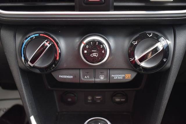 Used 2019 Hyundai Kona SE AWD/4WD image 28