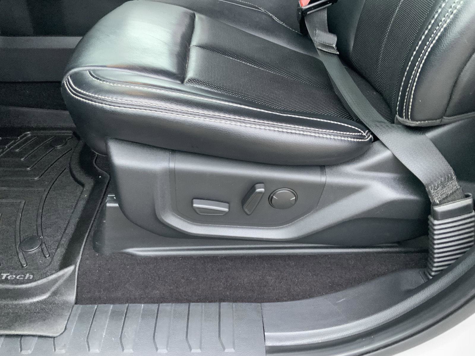 Used 2019 Ford F150 Lariat image 28