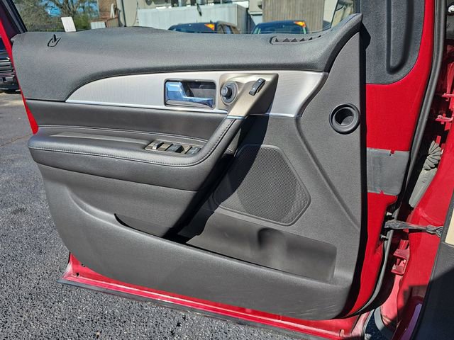 Used 2013 Lincoln MKX Base image 28