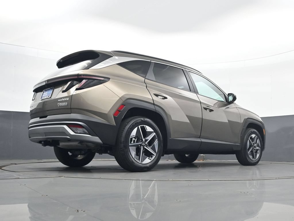 Certified 2025 Hyundai Tucson SEL w/ Tow & Go Package AWD/4WD image 26