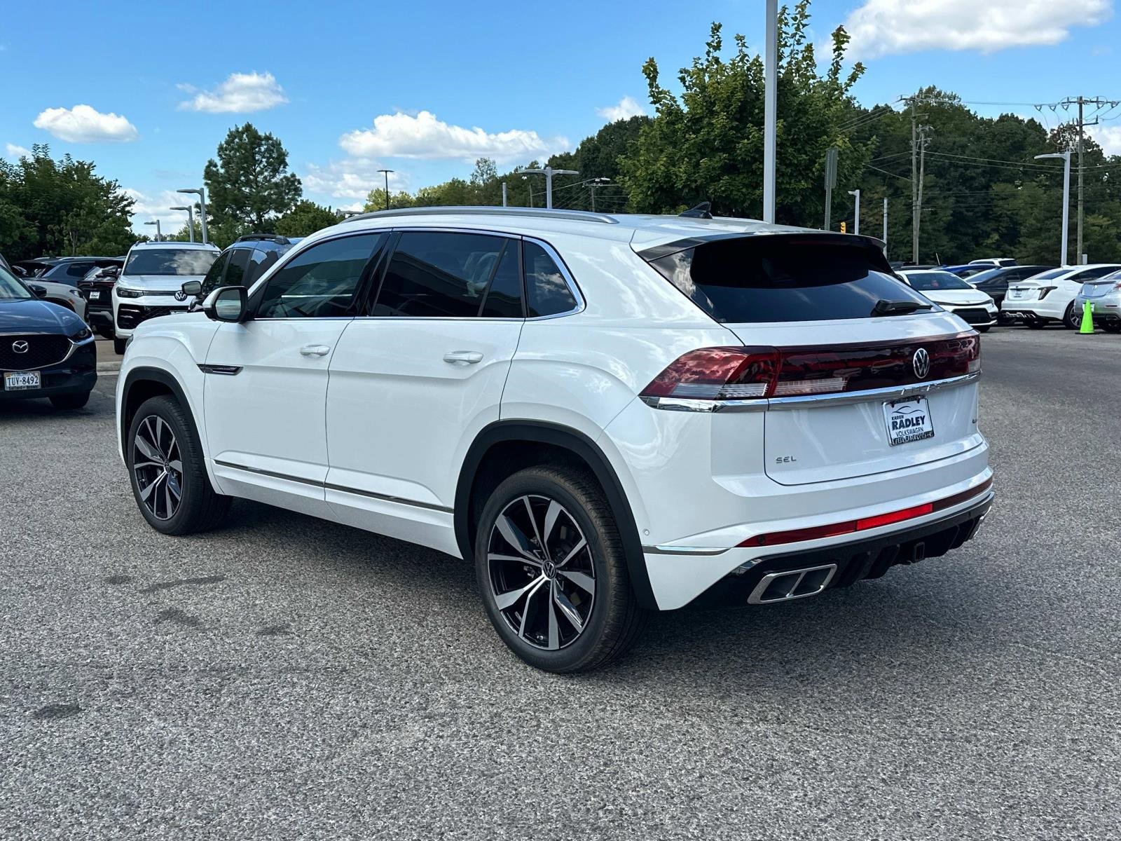 New 2026 Volkswagen Atlas Cross Sport SEL Premium R-Line image 16