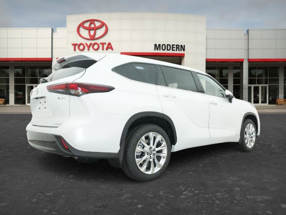 New 2026 Toyota Highlander Limited AWD/4WD image 9