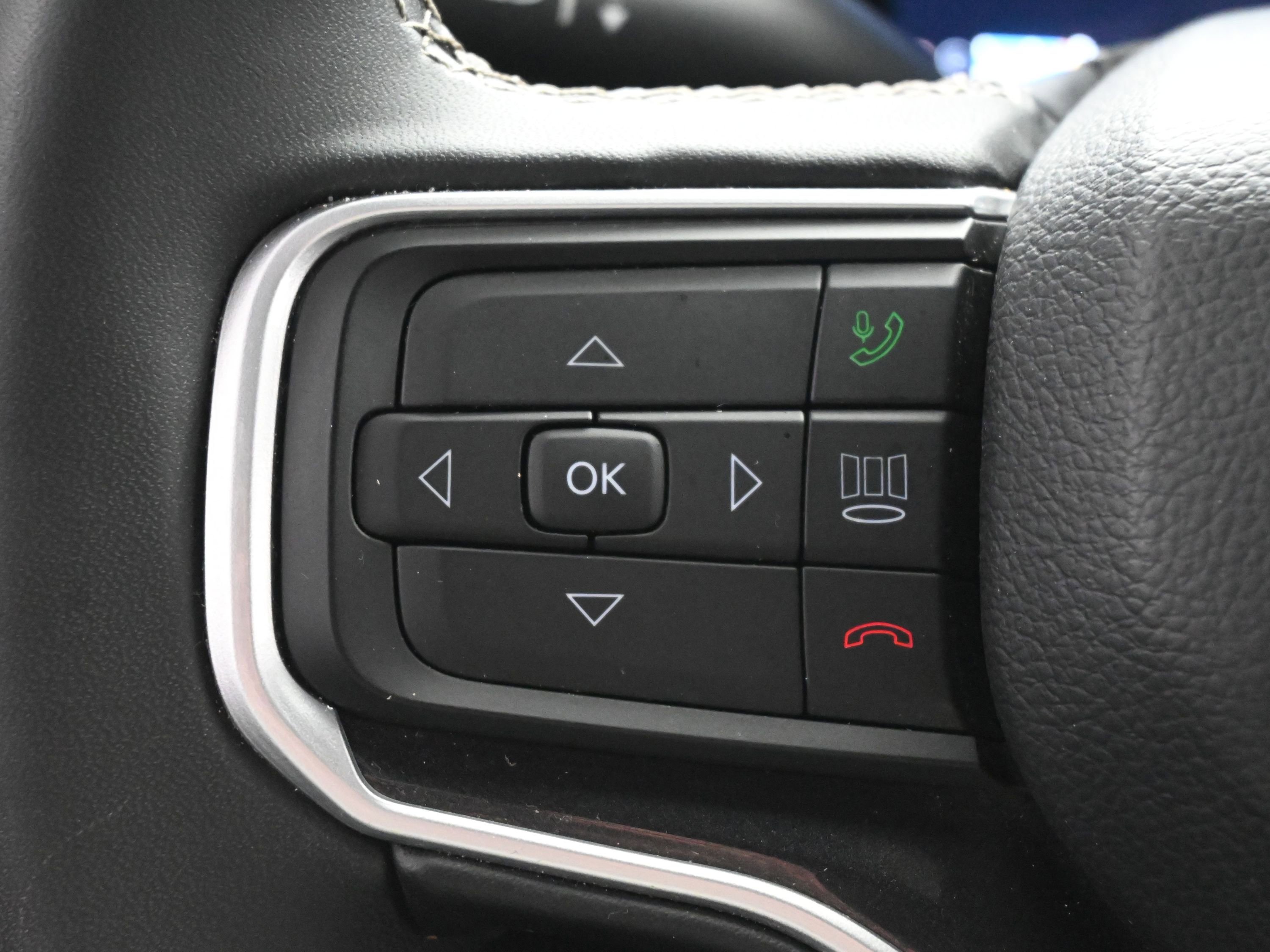 Used 2024 Jeep Wagoneer 2WD image 20