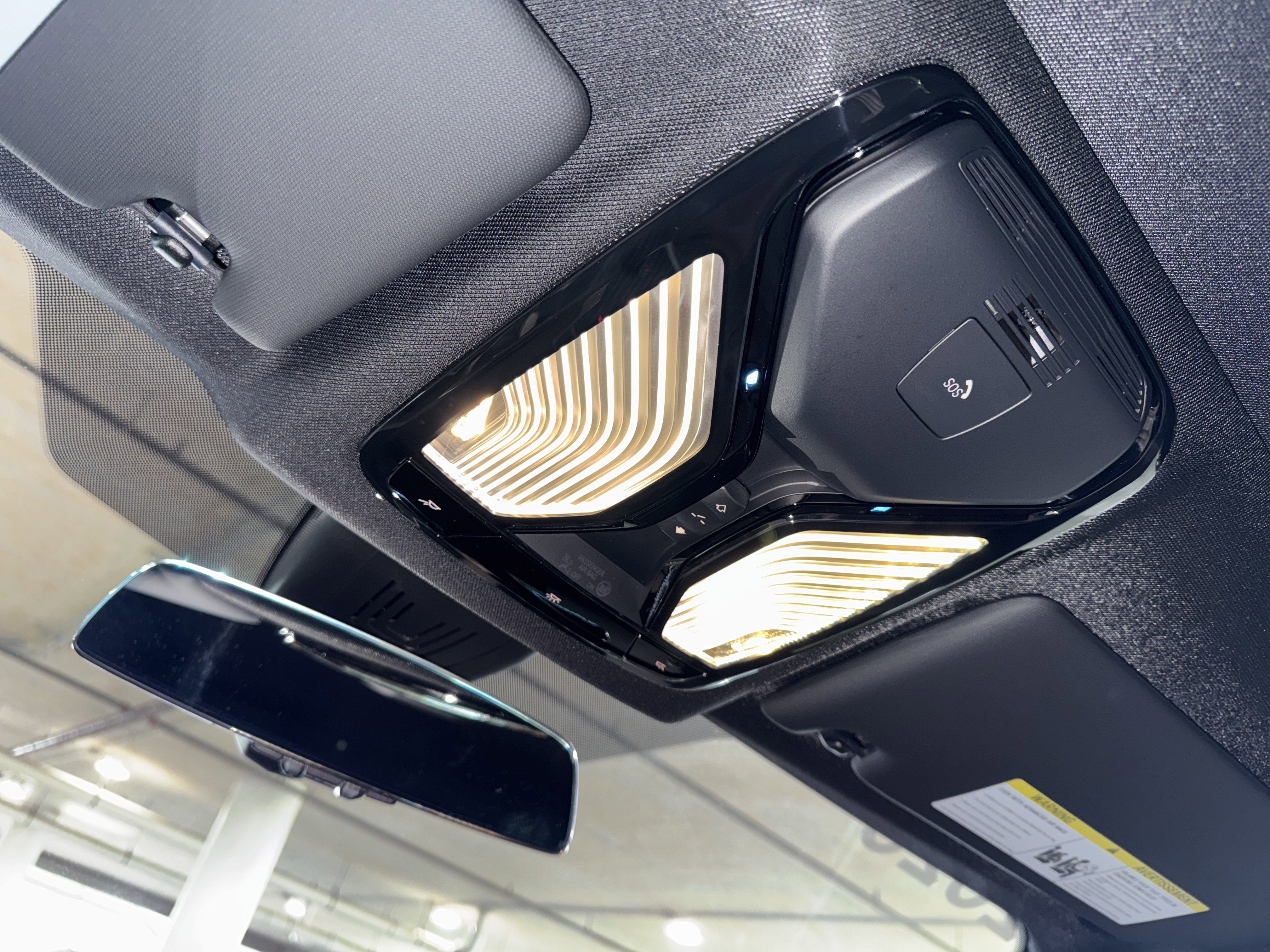 Used 2026 BMW 430i Coupe w/ M Sport Package image 28