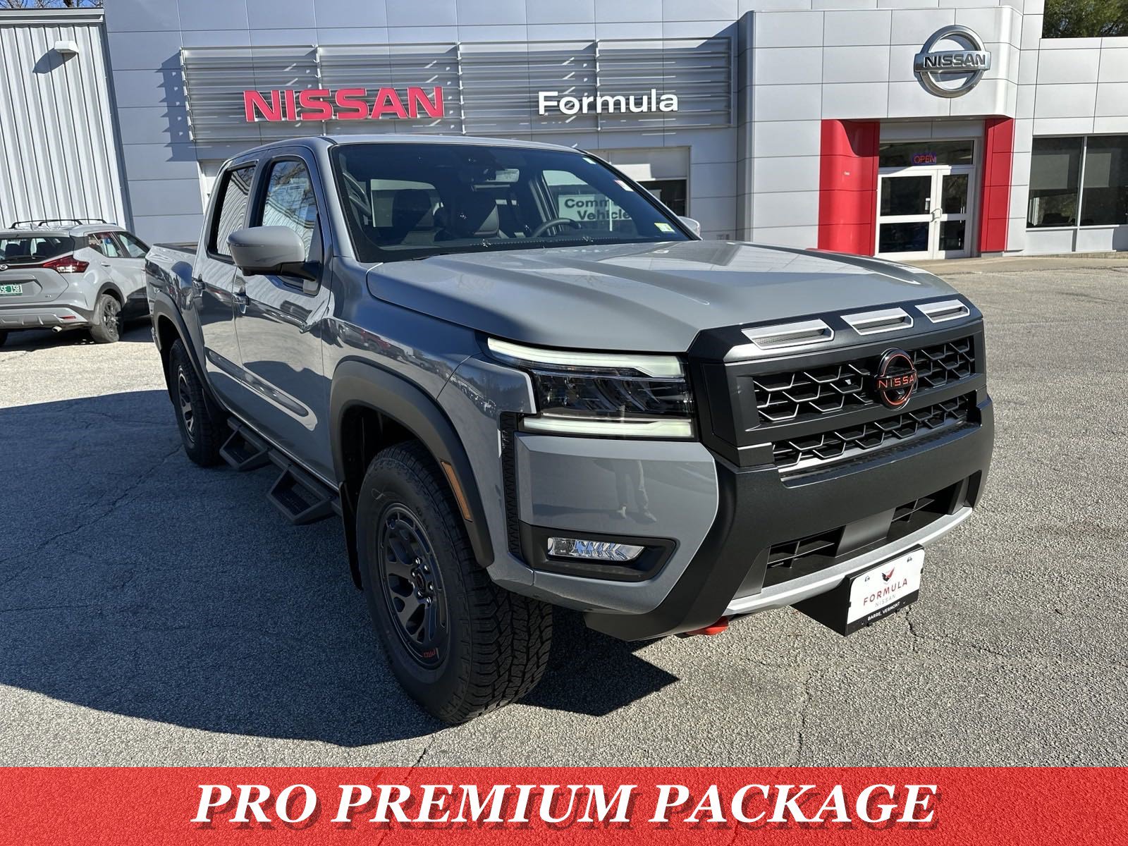 New 2025 Nissan Frontier PRO-4X w/ Pro Premium Package