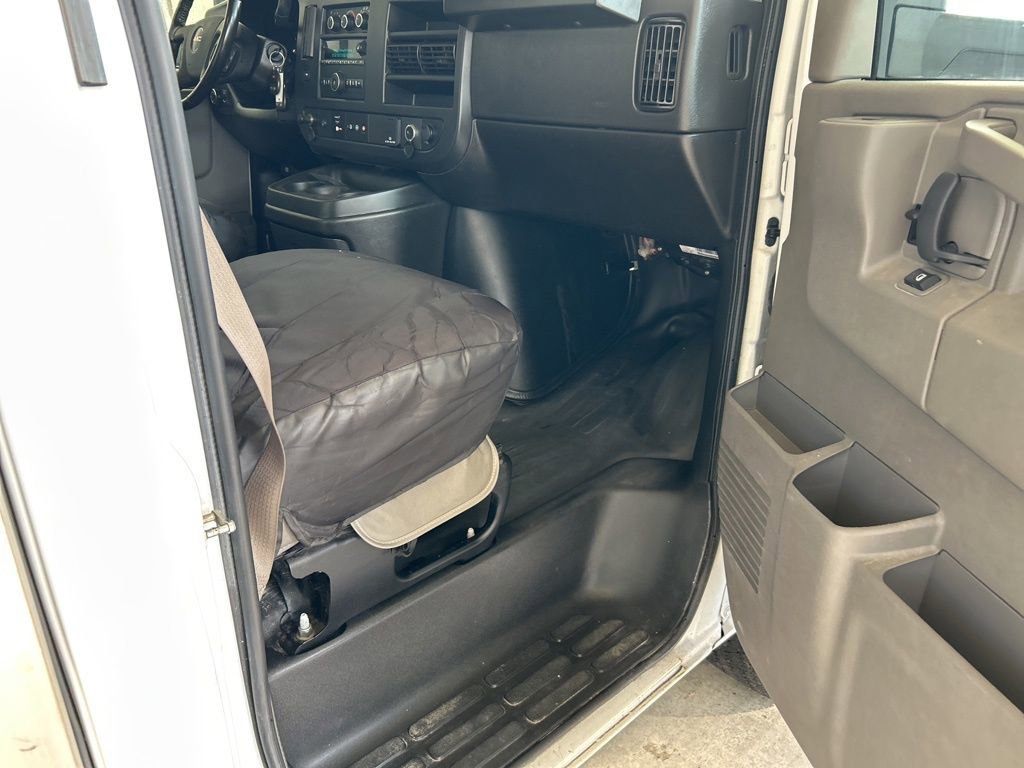 Used 2023 GMC Savana 3500 w/ Power Convenience Package image 21