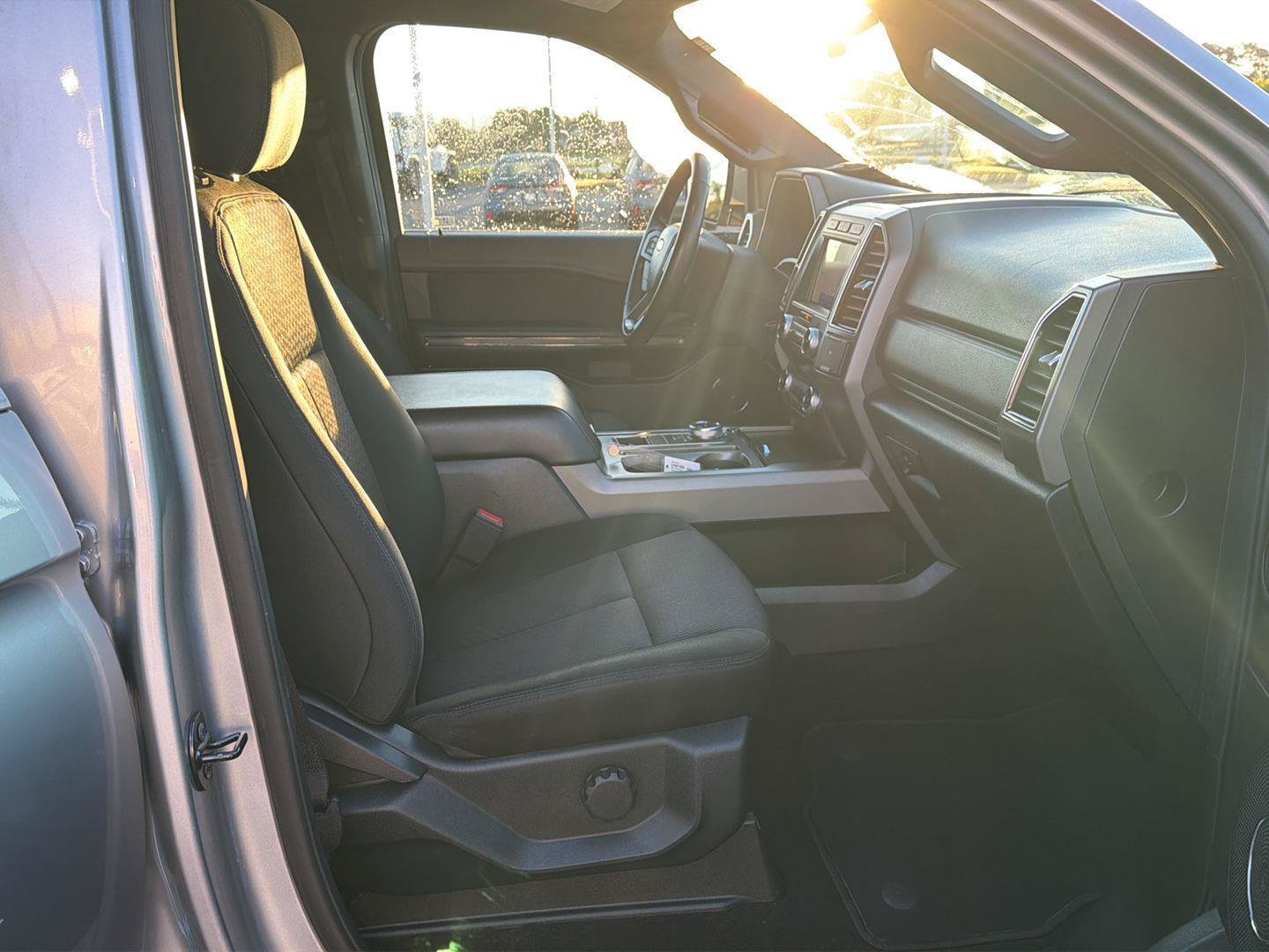 Used 2020 Ford Expedition XLT RWD image 14